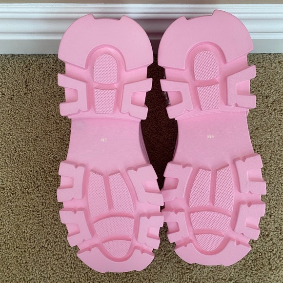 Pearl Strap Mary Janes - Picture 7 of 10